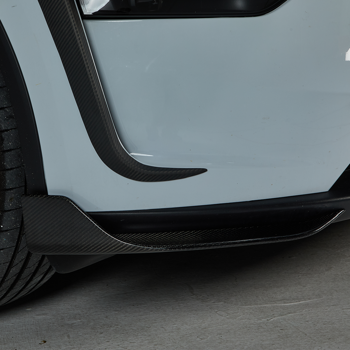 2025 Tesla Model Y Juniper Front Bumper Spoiler Side Splitter Lip Carbon Fiber