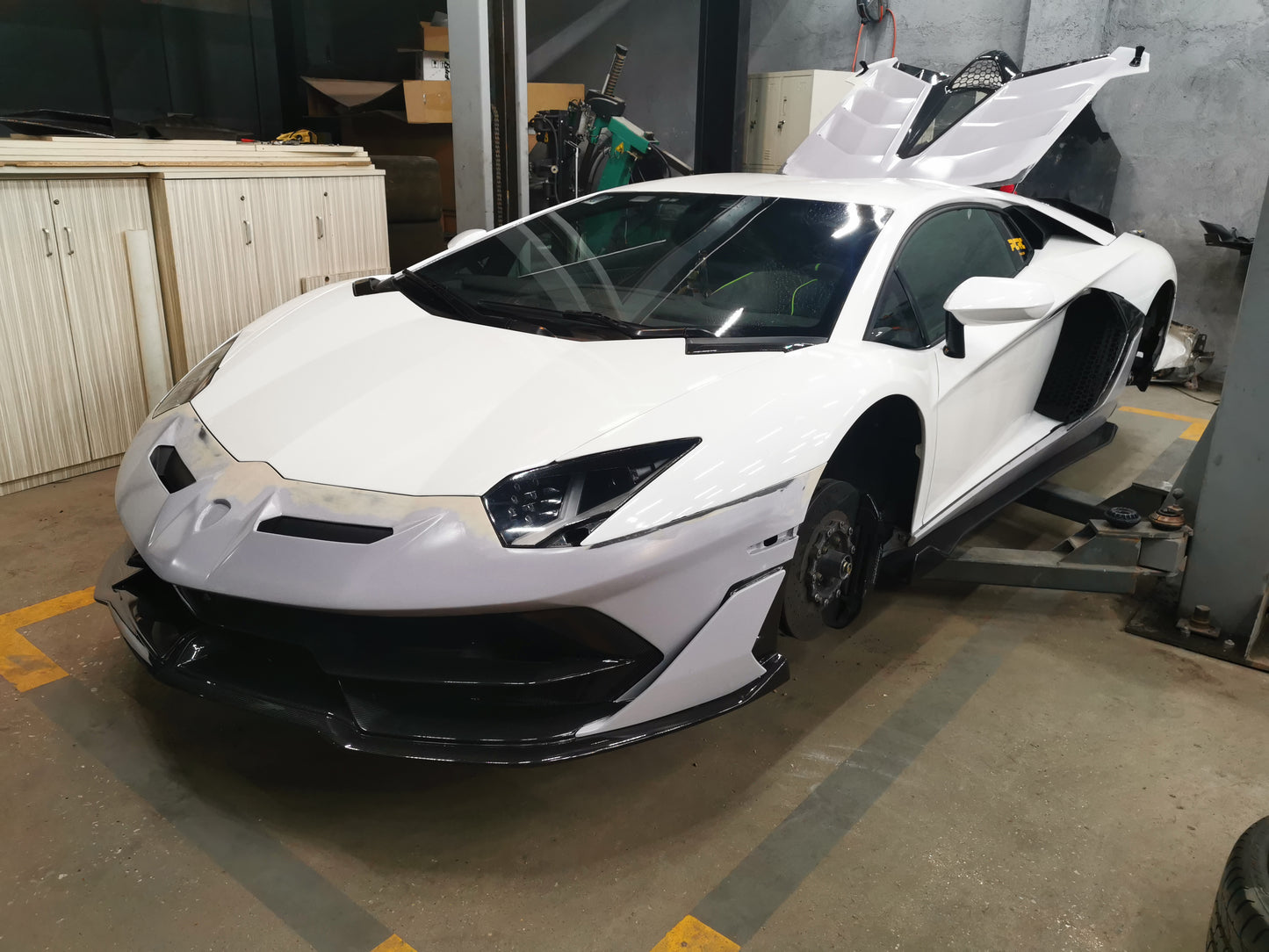2019 Lamborghini Aventador SVJ Front Bumper Lip Body Kit Carbon fiber Replacement Style